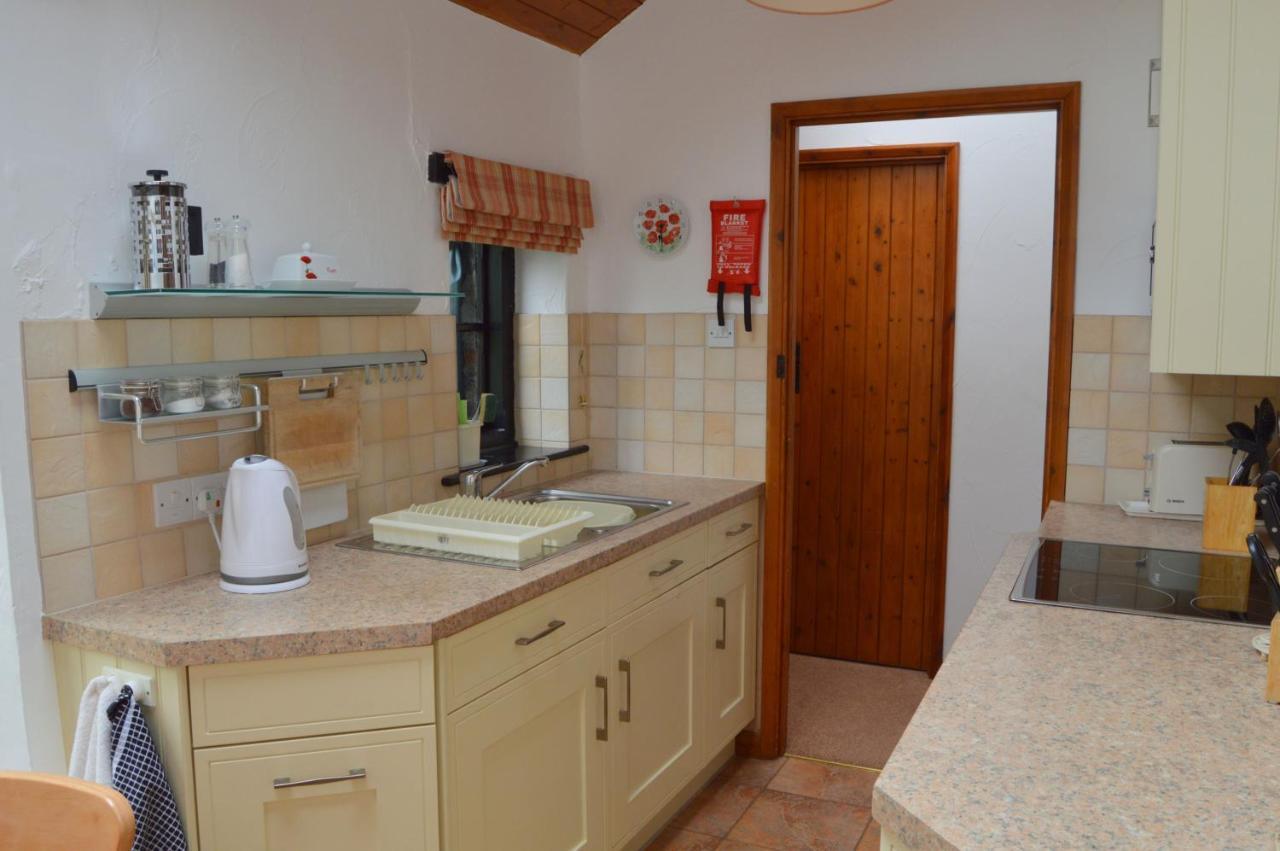 Shipload Cottage Хартленд Экстерьер фото